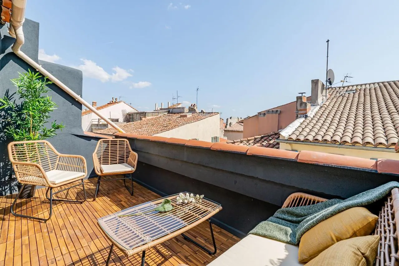Loft En Ville - Duplex Terrasse Coeur Historique Avec Vue Degagee & Parking Souterrain Offert La Ciotat Apartment